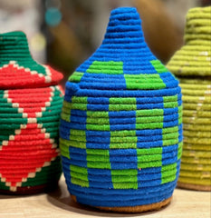 Berbermand berber basket Souk in the City