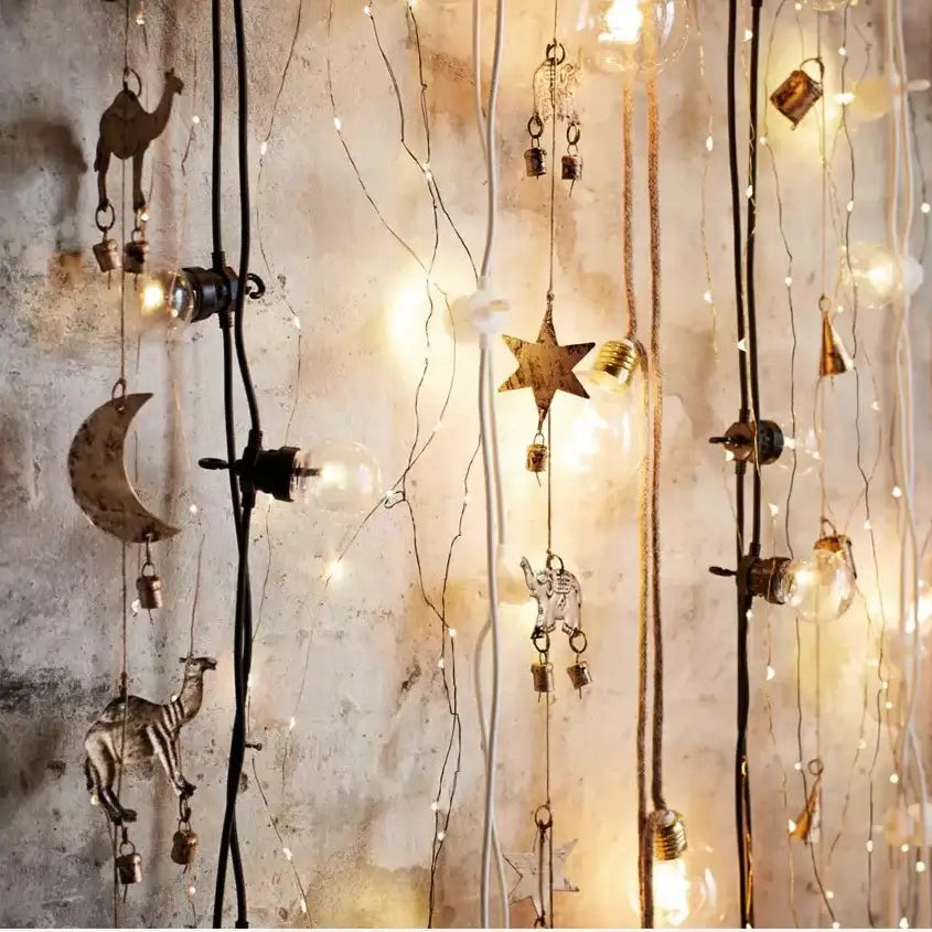 garland elephant stars bells Madam Stoltz