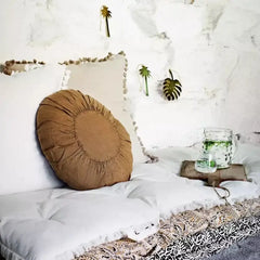 Madam Stoltz hanging palm gold ornament