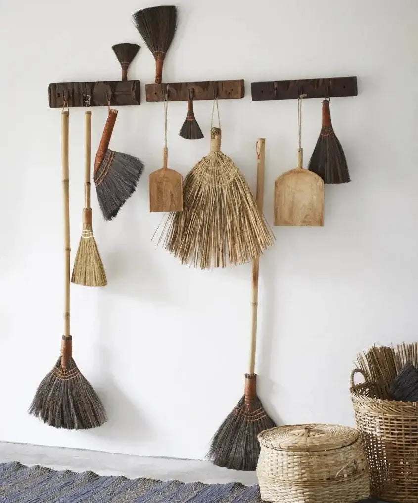 Madam SToltz wooden dustpan seagrass brush