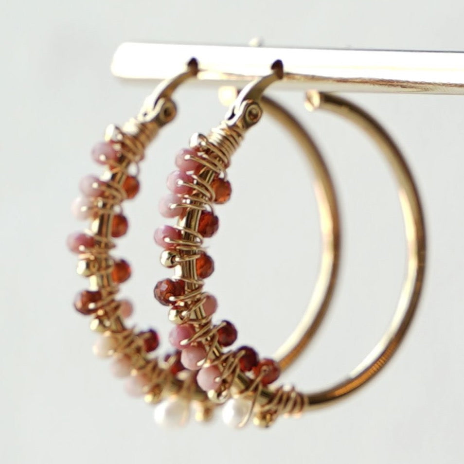 Muja Juma hoop earrings garnet gold plated ringen oorbellen granaat