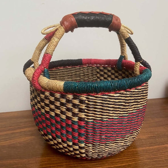 Bolga basket Gone Arty Afrikaanse mand Fairtrade handgemaakt handvat African basket red leather handle rood