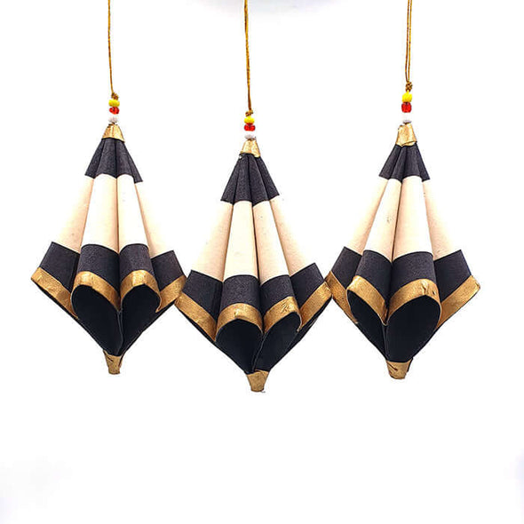 Anna Nera cone paper fairtrade Christmas ornament black gold