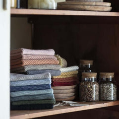 knitted dish cloths mynte Iblaursen colourful kitchen textiles gehaakt keukentextiel vaatdoekjes kleurrijk