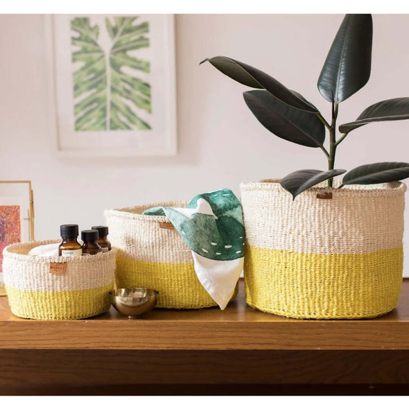 The Basket Room Alizeti colourblock woven basket yellow white mand geel wit fairtrade sisal