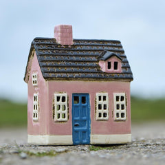 Ib Laursen ceramic house pink