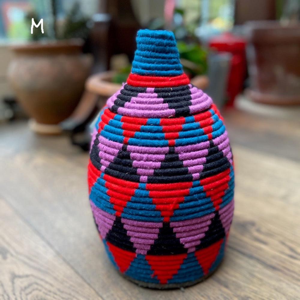 kleurrijke Berbermand berber mand Souk in the City