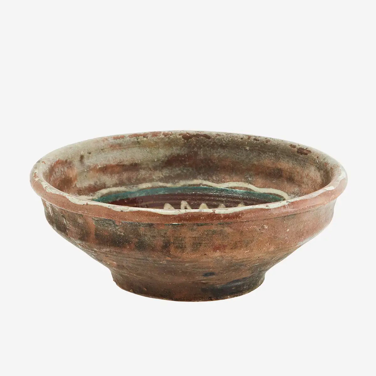 Madam Stoltz wiederverwendete Terrakottaschüssel