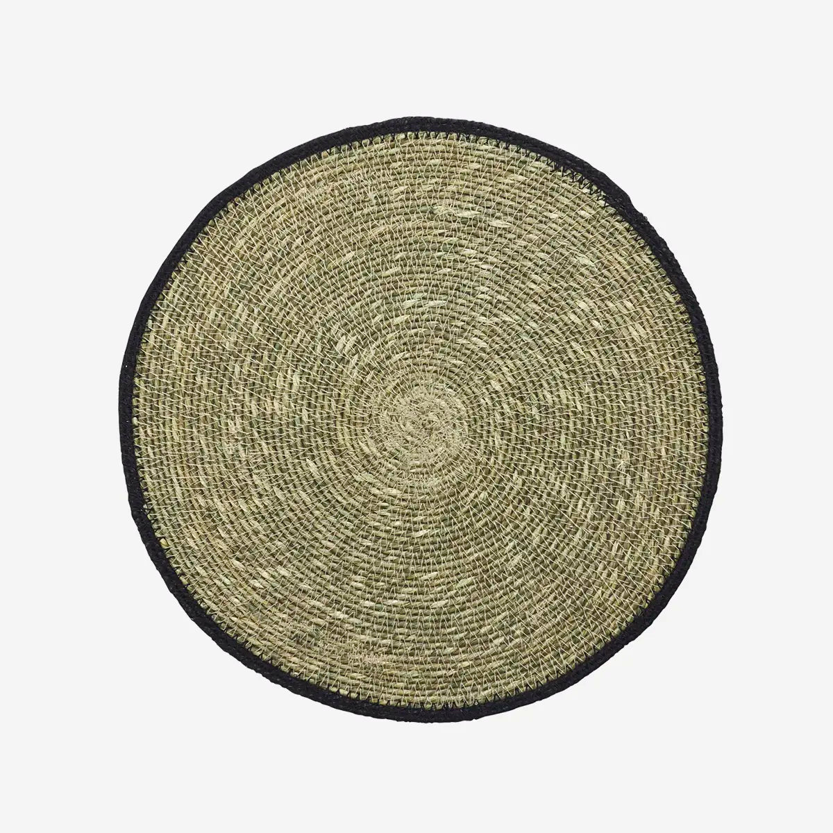 Madam Stoltz round seagrass placemat black border