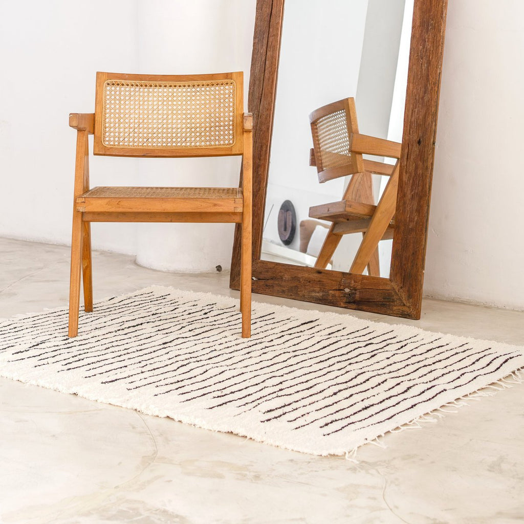 Soeji Kerta Rug white with black stripes 2 sizes