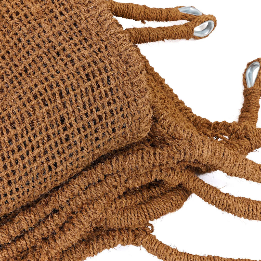 Close-up of a brown coco shade Bazar Bizar