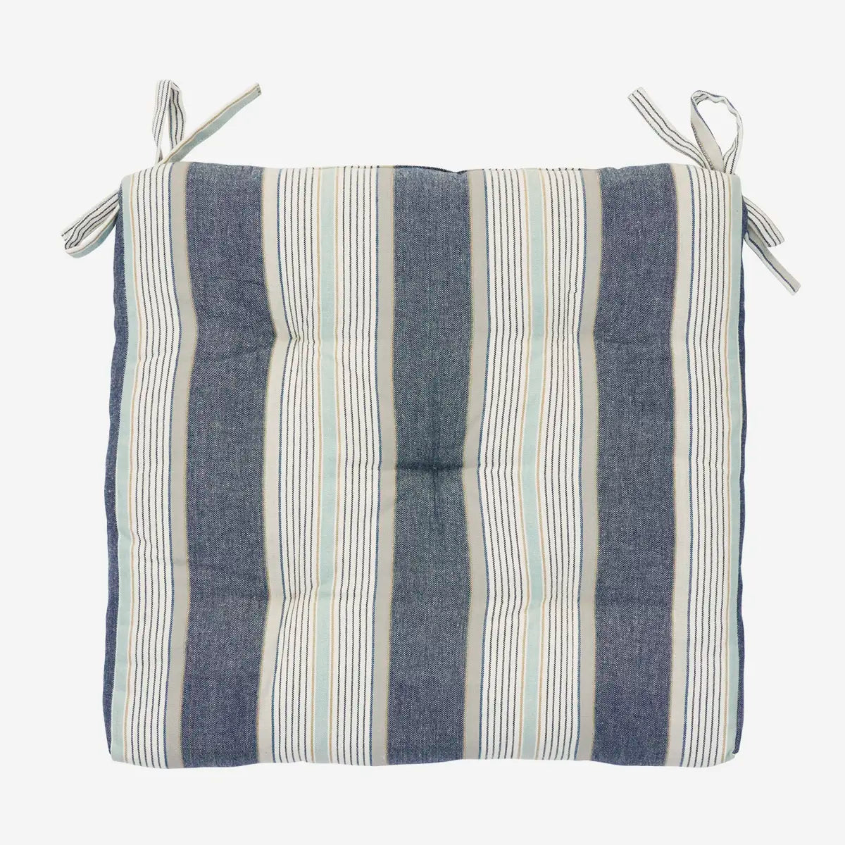 Madam Stoltz chair pad white blue stripes
