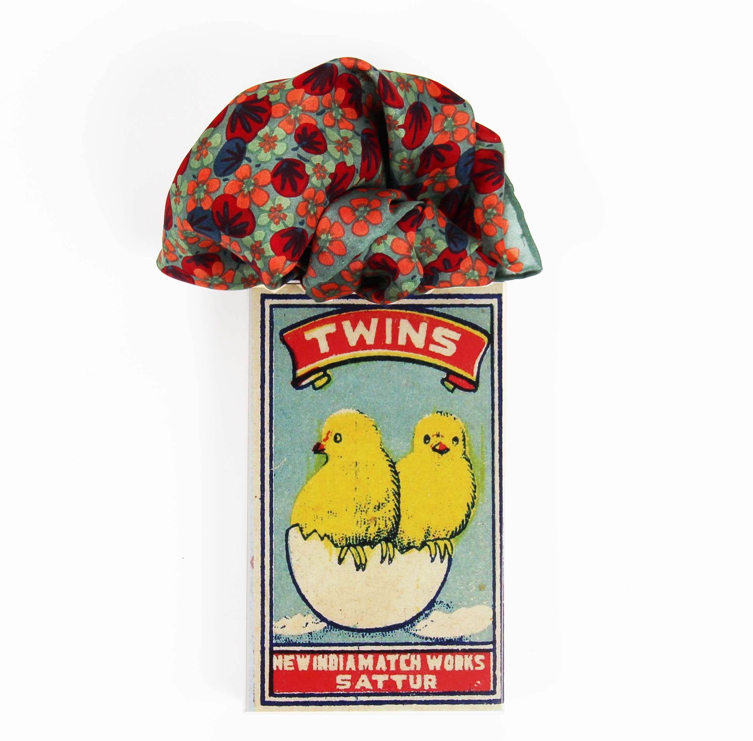 Les Belles Vagabondes Mini Capucine Kaki Beige in Bird Box