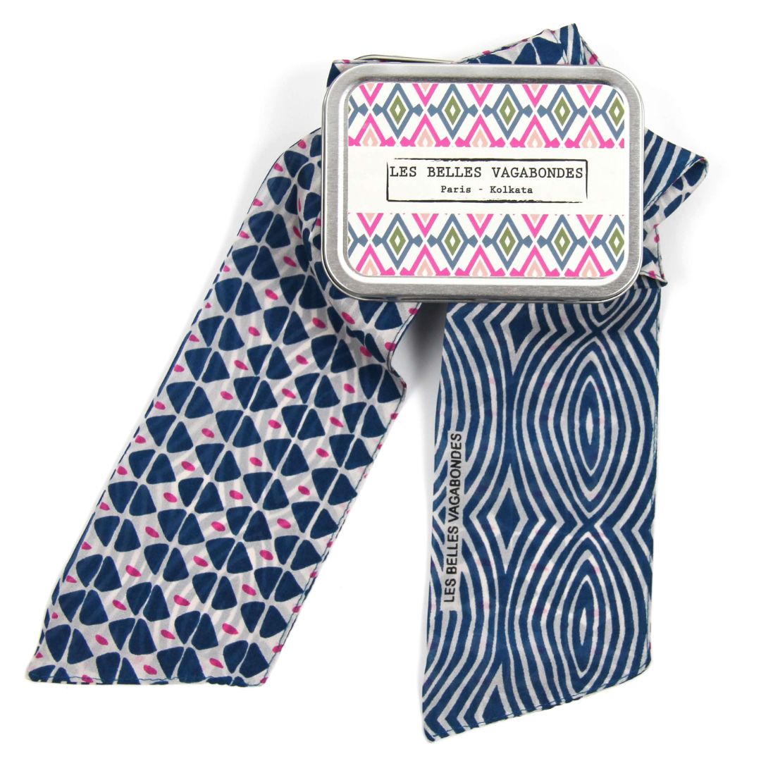 Les Belles Vagabondes Silk Twilly Calypso Blue Metal Gift Box