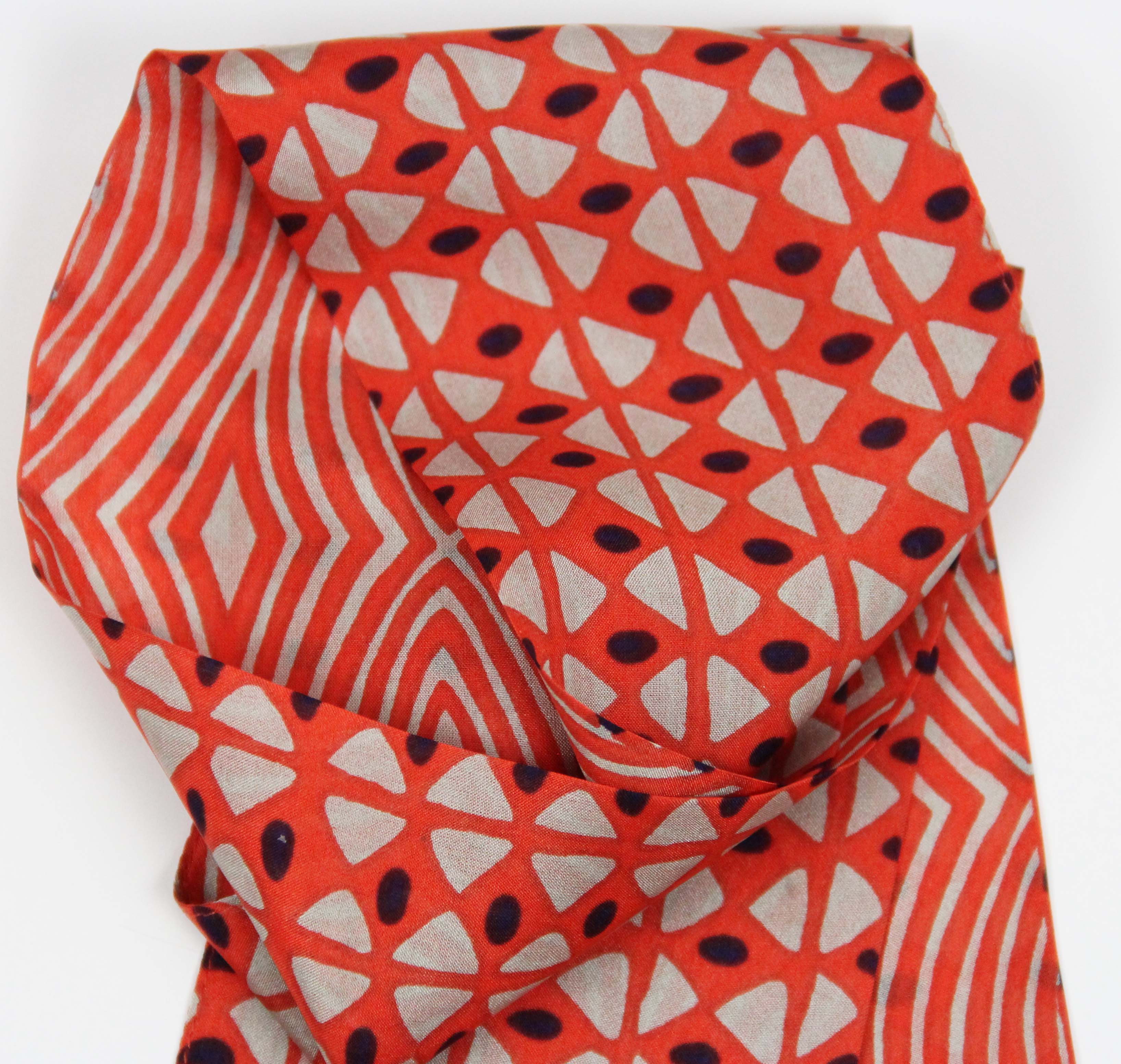 Les Belles Vagabondes Silk Twilly Calypso Orange Close Up