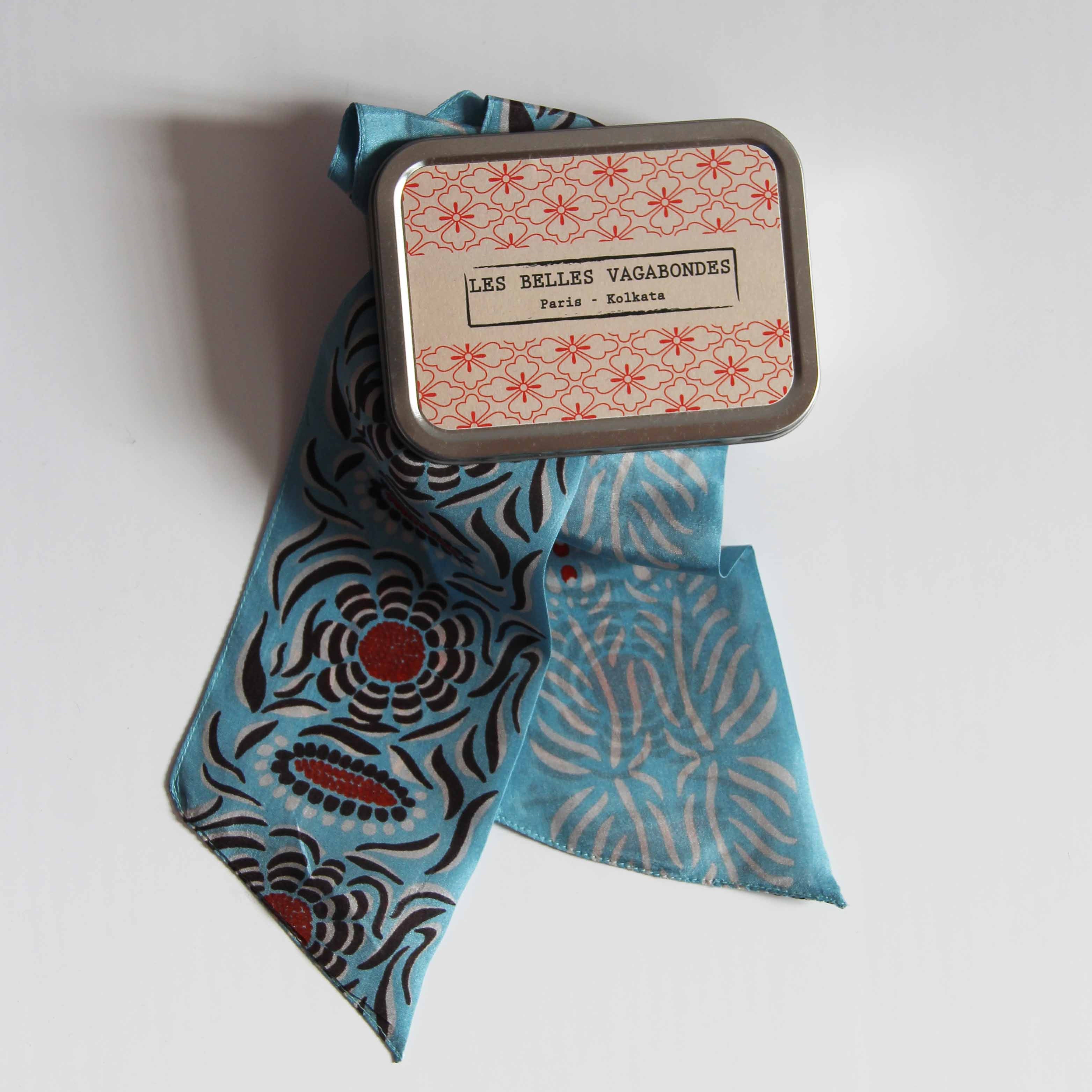 Les Belles Vagabondes Silk Twilly Camelia Blue Metal Gift Box