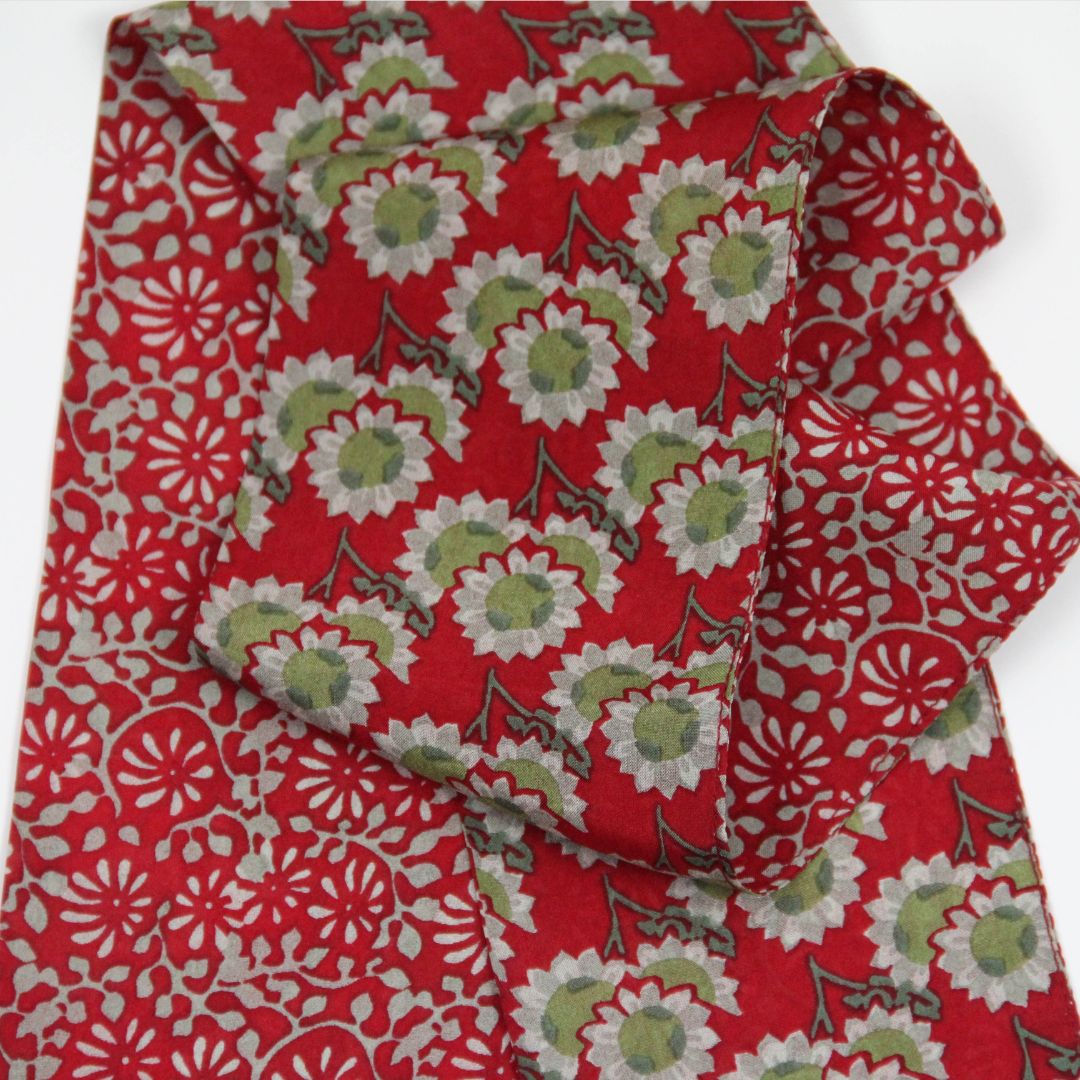 Les Belles Vagabondes Silk Twilly Flor Del Sol Red Close Up