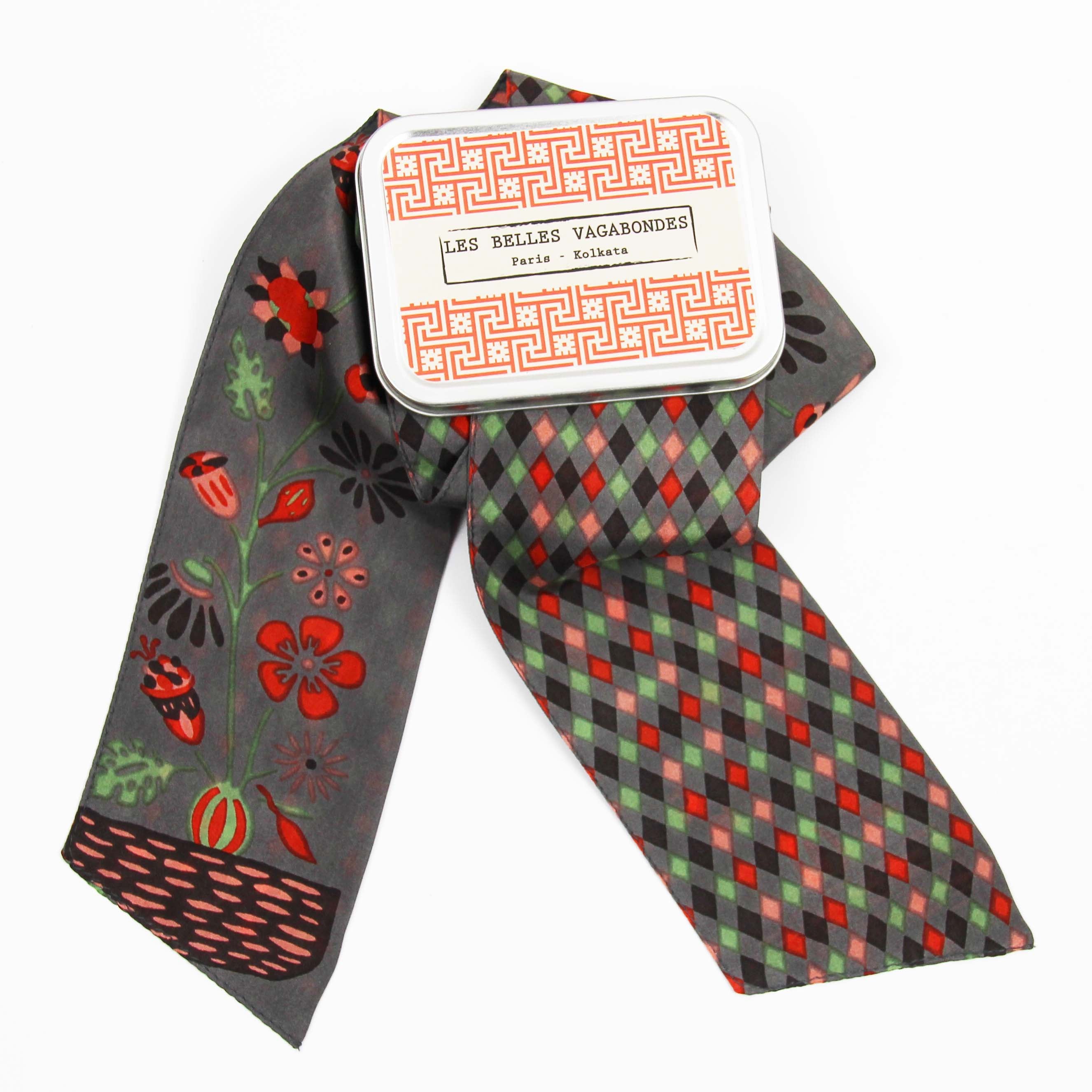 Les Belles Vagabondes Silk Twilly Scarlett Brown Metal Gift Box