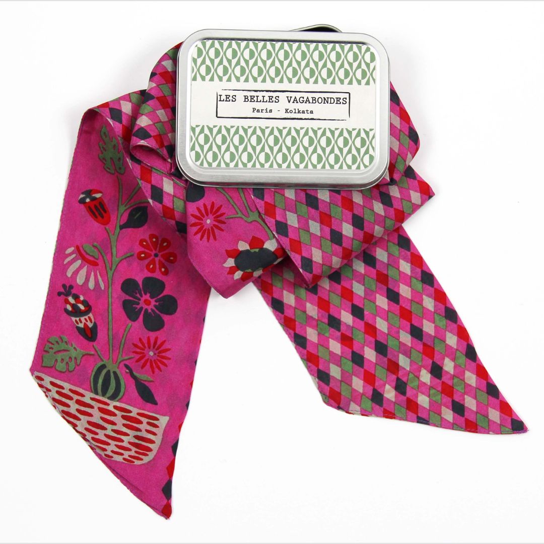 Les Belles Vagabondes Silk Twilly Scarlett Fuchsia Metal Gift Box
