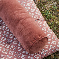 Velvet bolster cushion Madam Stoltz old rose