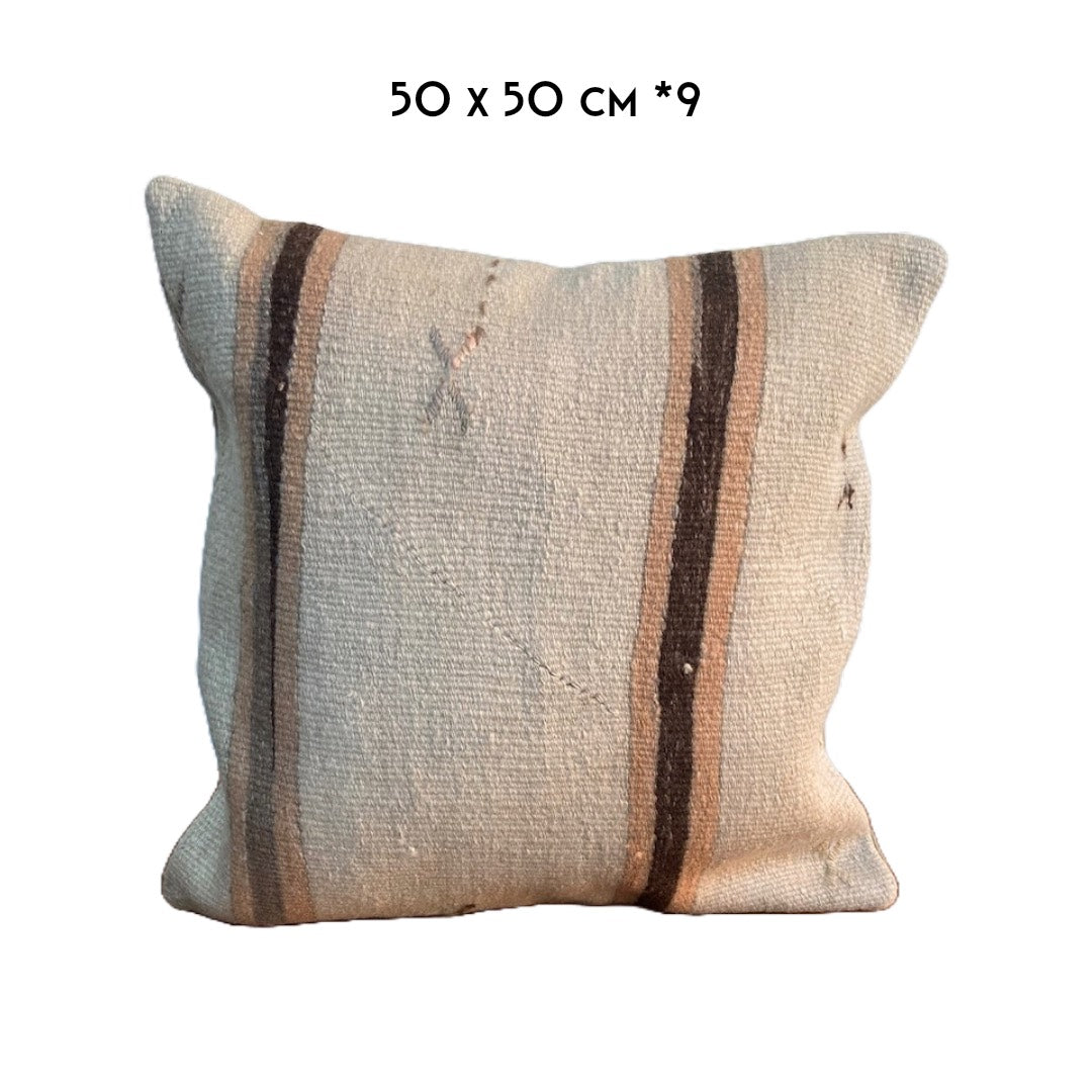 vintage kelim kussen 50x50cm zachte kleuren gestreept