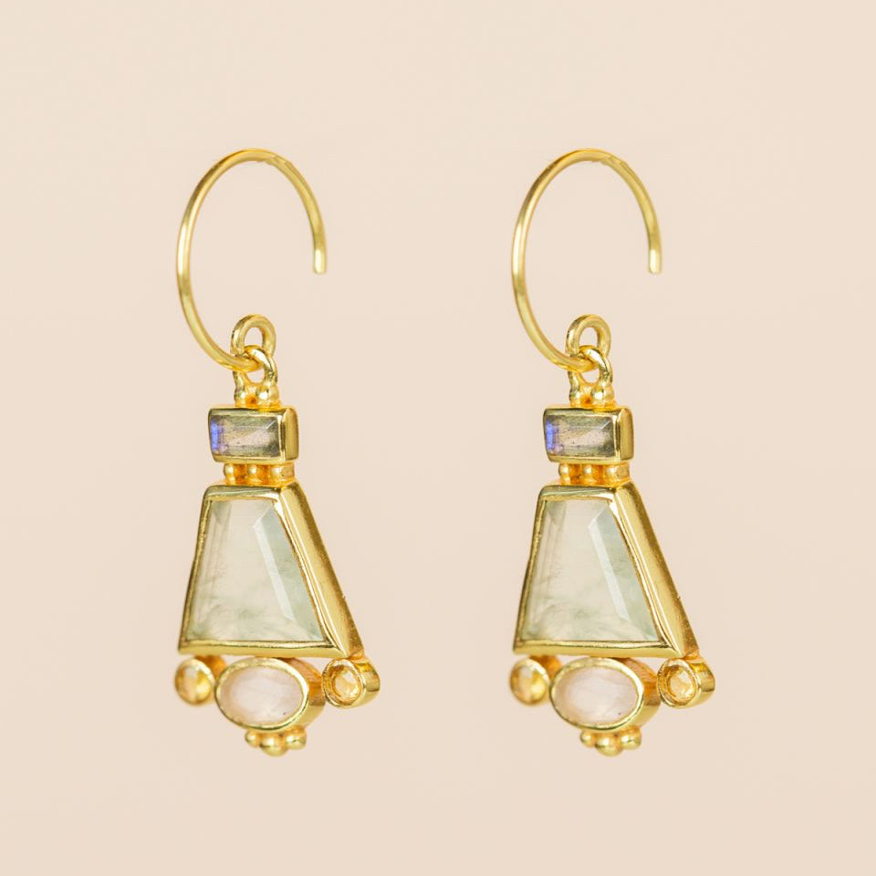 Gold earrings with green gemstones Muja Juma
