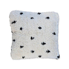 Beni Ourain Ouarain dotted cushion black white wool wollen berber kussen wit zwarte stip stippen