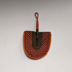 Bolga fan waaier handgeweven olifantsgras Bolgatanga PaiPai Sankore Afrika elephant grass oranje