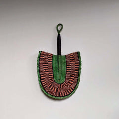 Bolga fan waaier handgeweven olifantsgras Bolgatanga PaiPai Sankore Afrika elephant grass groen roze