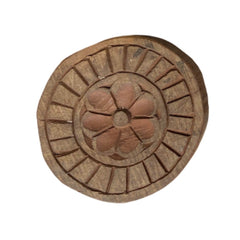 Wooden carved chapati board Ib Laursen houten rond bordje versiering plankje decoratief hout