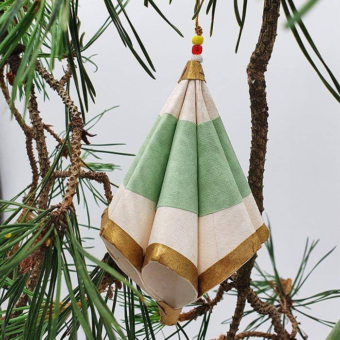 Most beautiful Christmas ornaments green cones Anna Nera fair trade Haarlem