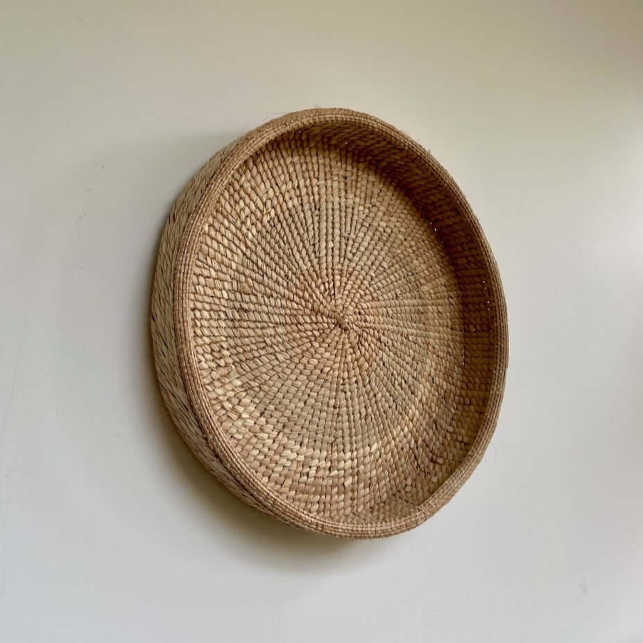 Lupane basket round tray edge Zimbabwe ronde mand muur palm palmblad
