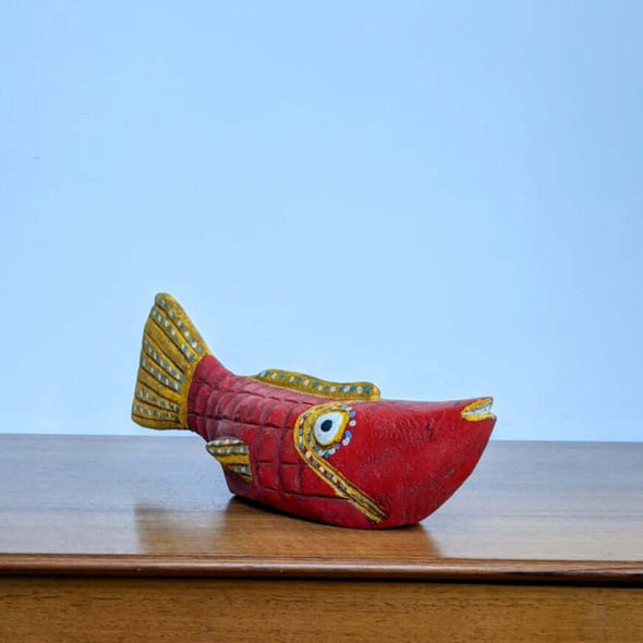 Pez Bozo Sankore Africa wooden fish Mali houten vis fairtrade kleurrijk wonen rood geel