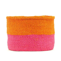 The Basket Room Kali colourblock neon pink orange roze oranje mand sisal fair handgemaakt Kenya