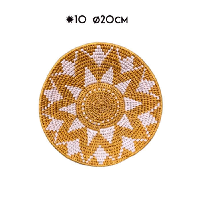 Zienzele mand geel ronde platte manden wand muur fairtrade Zimbabwe