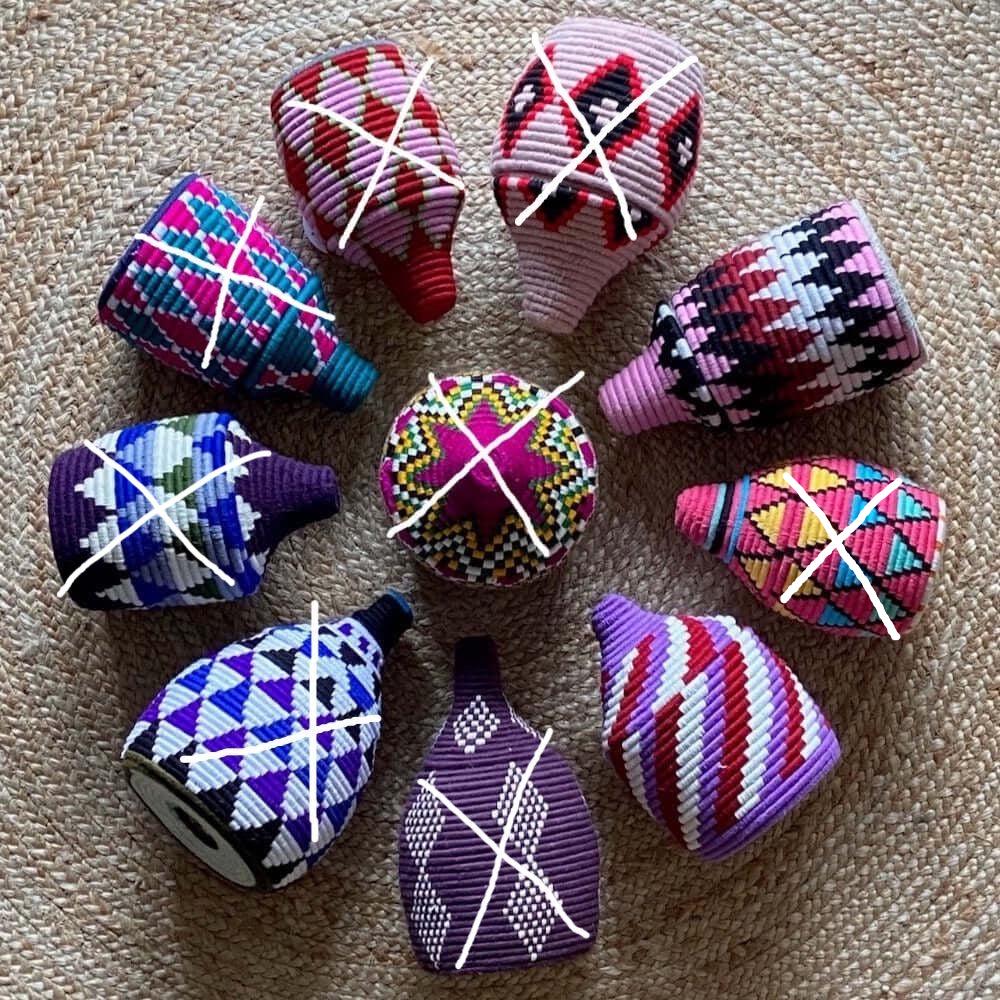 Berber basket mand berbermand Marokko colourful kleurrijk small Souk in the City