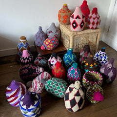 Berber basket mand berbermand Marokko colourful kleurrijk small Souk in the City
