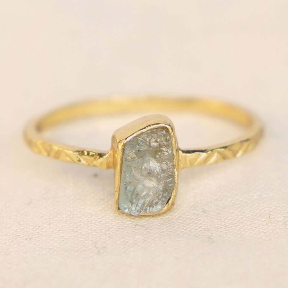 Muja Juma geboortesteen ring maart aquamarijn birthstone rings march aquamarine
