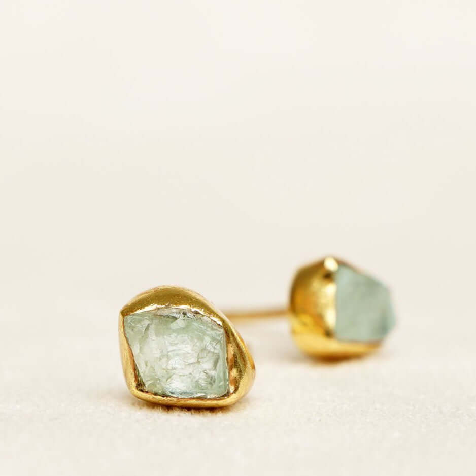 geboortesteen aquamarijn oorbellen maart goud verguld gold plated birthstone earrings March aquamarine
