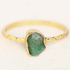 birthstone ring may gold plated emerald geboortesteen ringen verguld mei groen goud