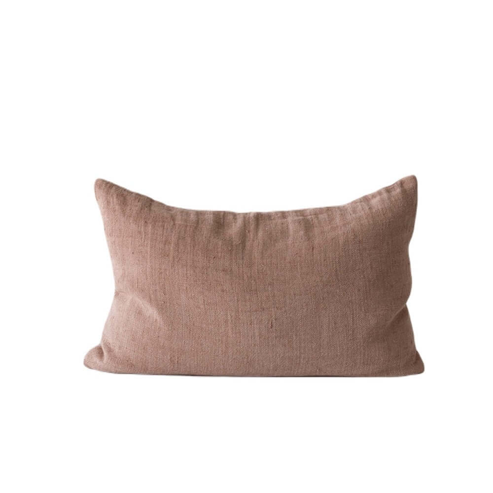 Margaux linen cushion cover 40x60 cm almond Tell Me More linnen kussenhoes roze romantisch