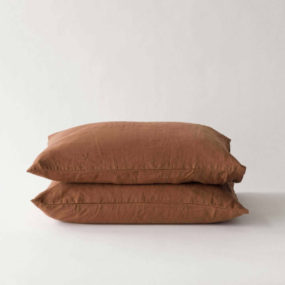 pillowcase linen 2p 50x70cm amber brown kussensloop bed linnen bruin roodbruin Tell Me More
