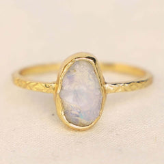 maansteen ring verguld geboortesteen juni handgemaakt fair muja juma goud sieraden birth stone rings moonstone june