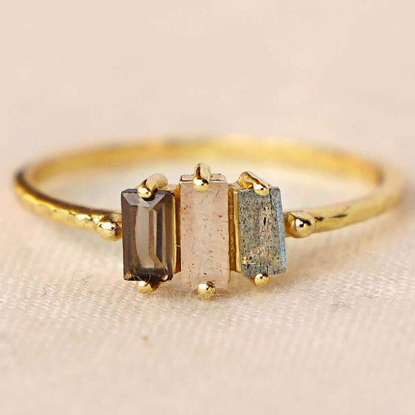 Muja Juma ring labradorite peach moonstone smokey quartz fairtrade handmade rings gems